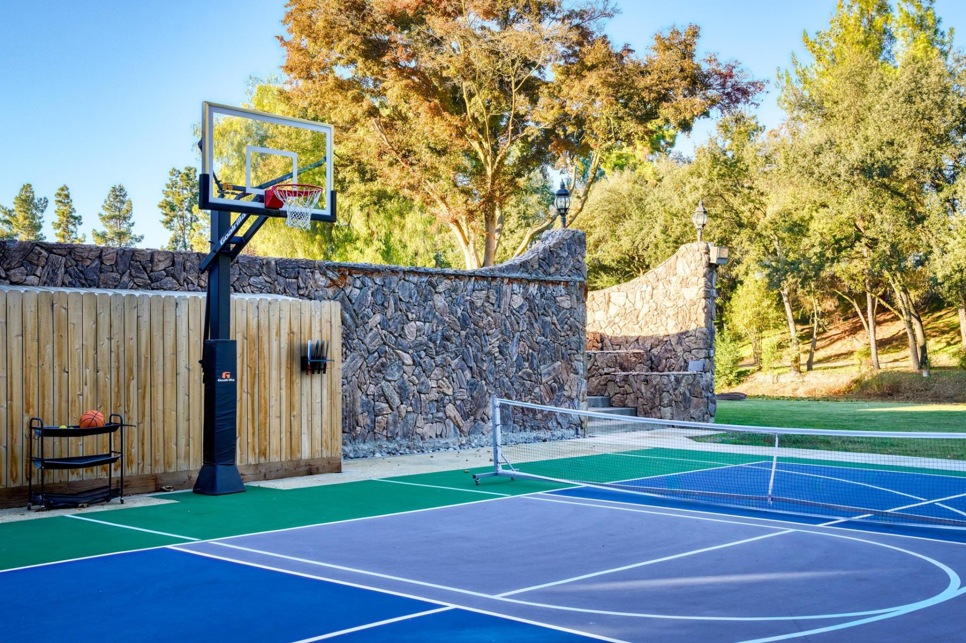 Full-size pickleball and basketball sport court